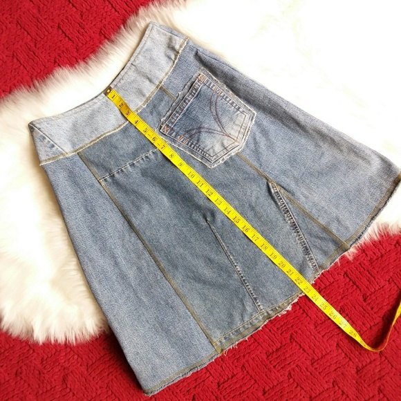 Elizabethan Skirt Women Size XS Blue Flower Detail Denim A-line - Picture 6 of 8